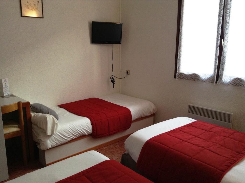 Logis Hotels - Hotel Et Restaurant Les Cordeliers Casteljaloux Pokój zdjęcie