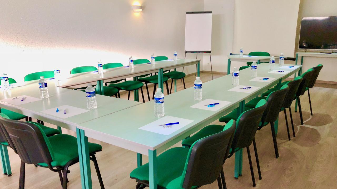 Logis Hotels - Hotel Et Restaurant Les Cordeliers Casteljaloux Zewnętrze zdjęcie